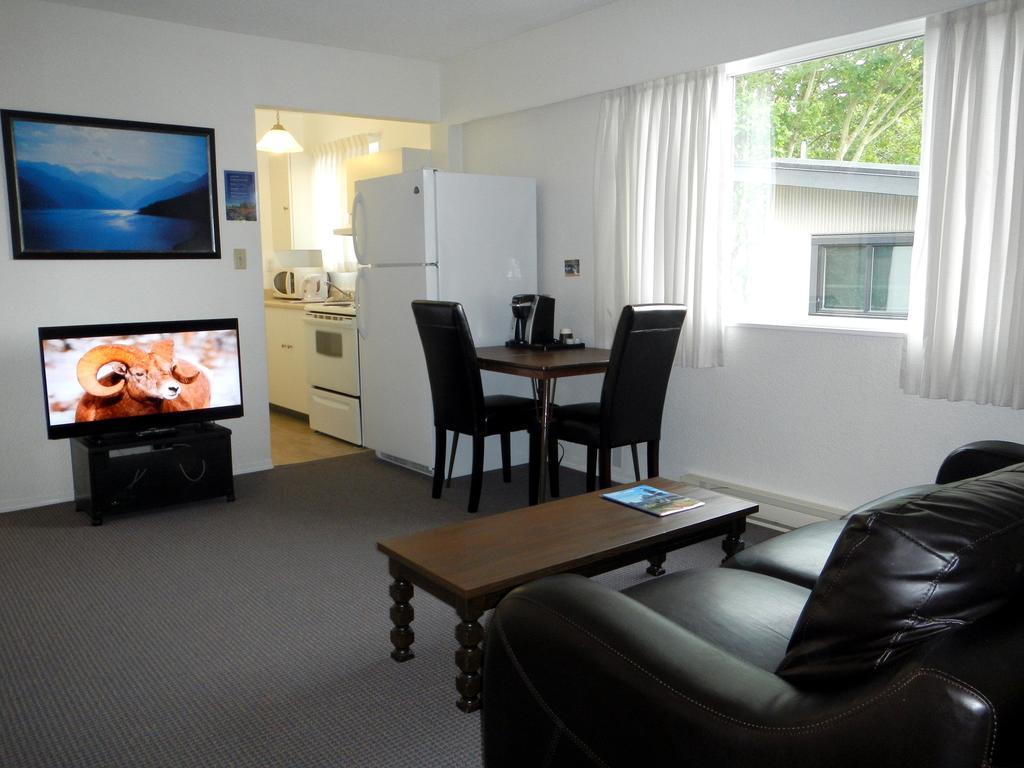 Mayfair Motel 빅토리아 외부 사진