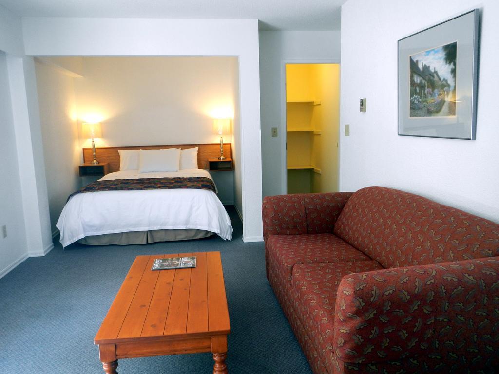 Mayfair Motel 빅토리아 외부 사진