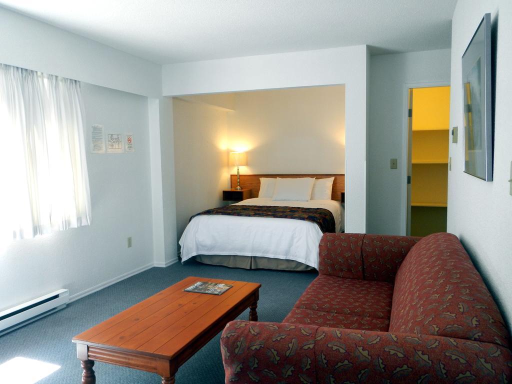 Mayfair Motel 빅토리아 외부 사진
