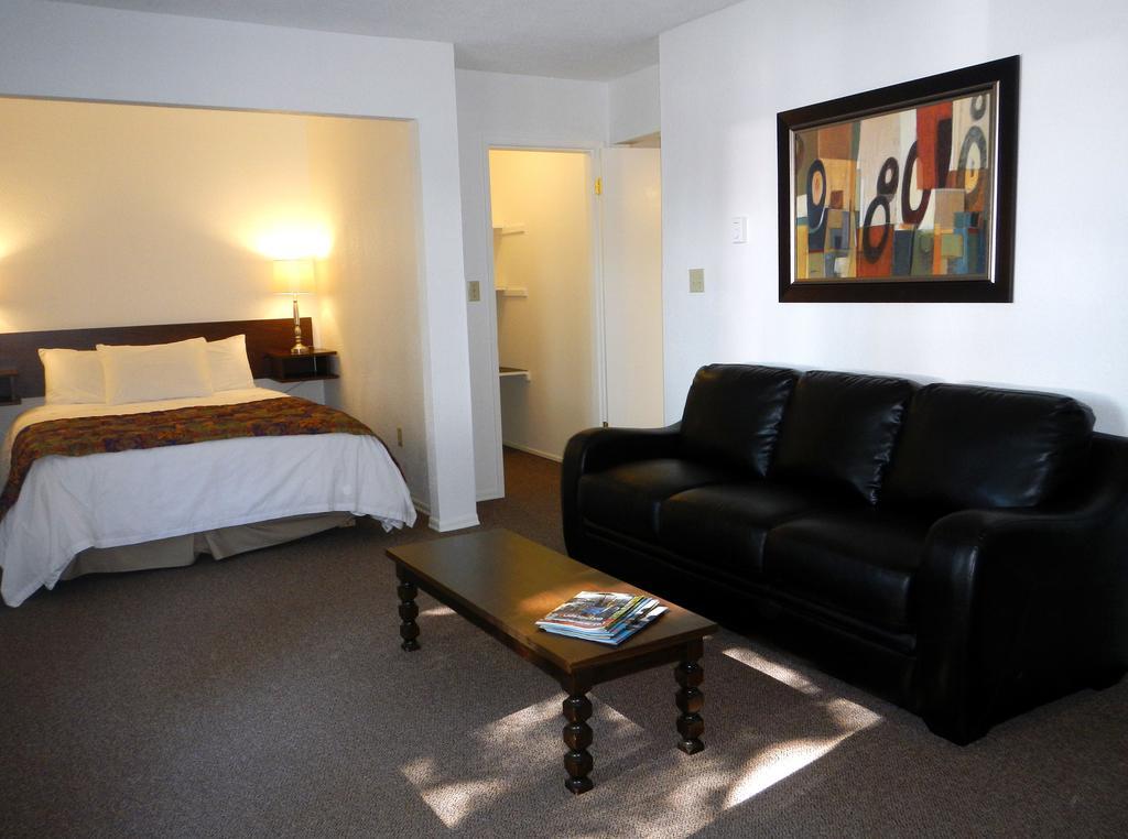 Mayfair Motel 빅토리아 외부 사진